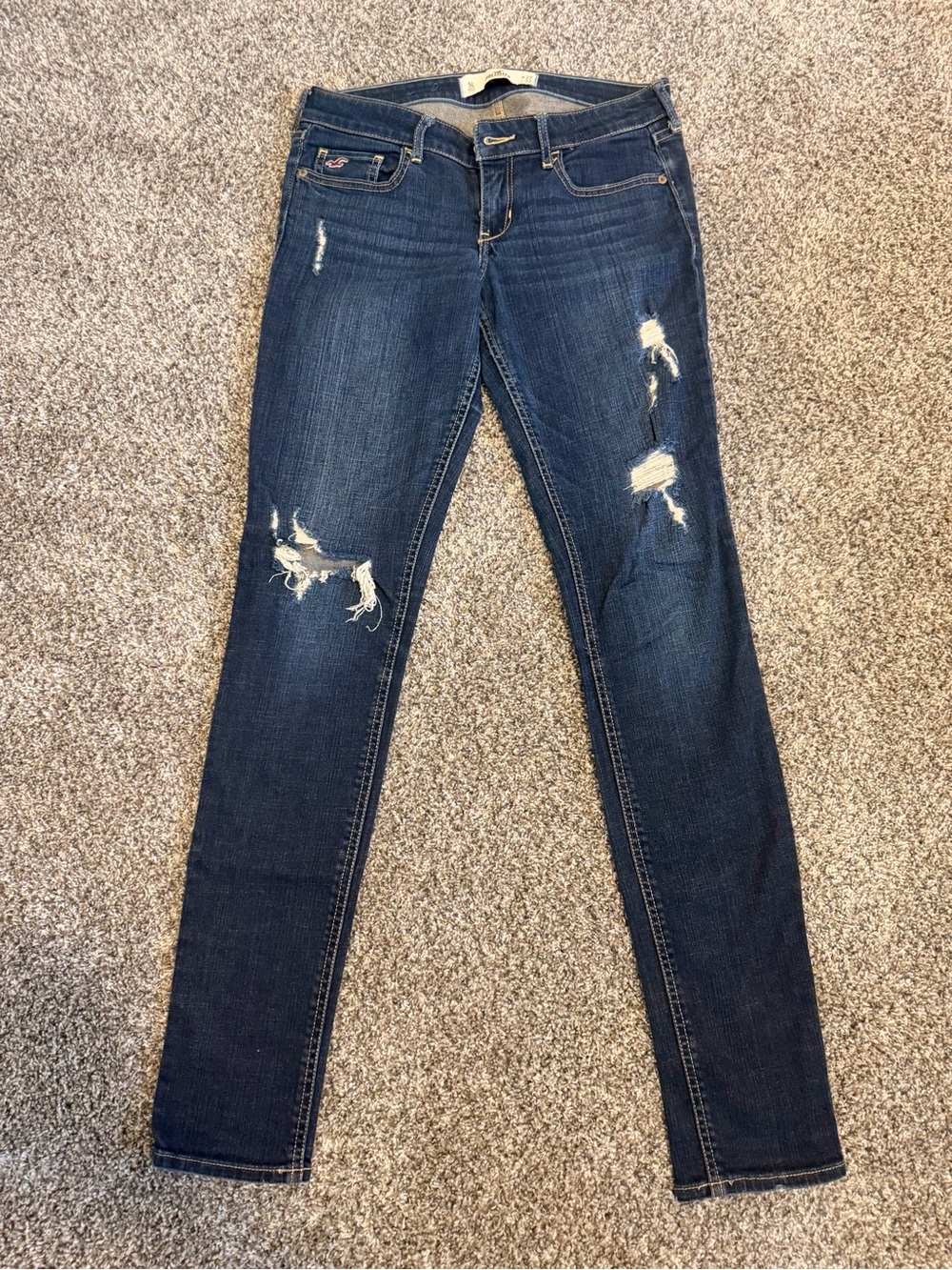 Women’s Hollister Jeans size 27x33